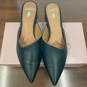 NWT 👠👠 Franco Sarto Black Leather Mules